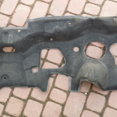 Wyciszenie ściany komory silnika Opel Insignia