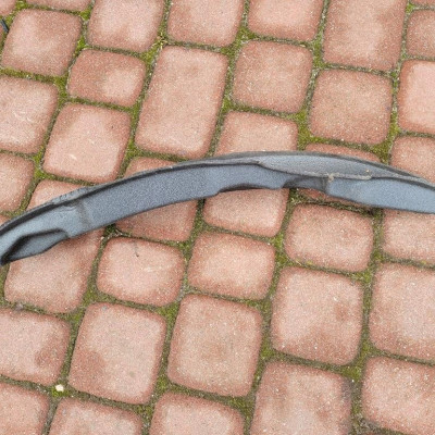 Wygłuszenie błotnika lewe Opel Corsa E 13427597