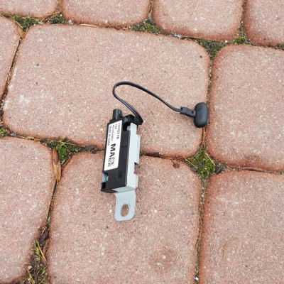 Wzmacniacz antenowy Opel Astra J IV 13285778