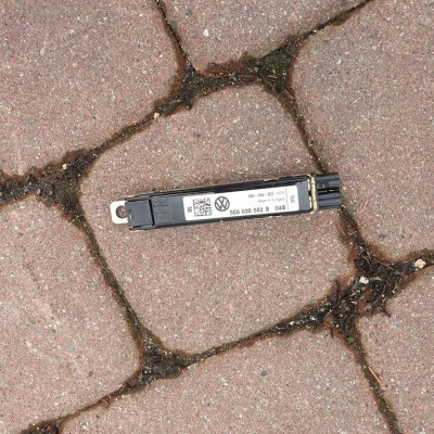 Wzmacniacz antenowy VW Jetta 5C6 5C6035552B