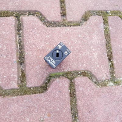 Włącznik AIRBAG Passat B8 5Q0919237