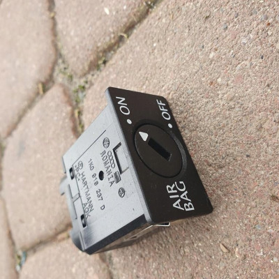 Włacznik AIRBAG VW Jetta 5C6 1K0919237D