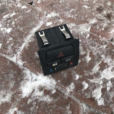 WŁĄCZNIK AWARYJNYCH BMW E90 E91 E87 694565201