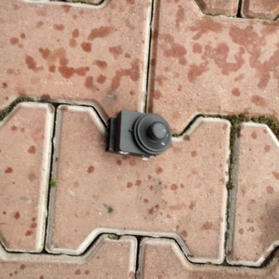 Włącznik przełącznik lusterek Zafira C TOURER