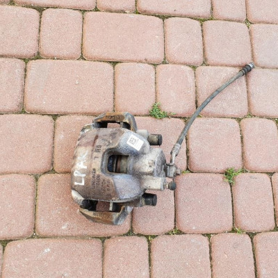 Zacisk przedni 1.4T Opel Astra K 5 V 39031260