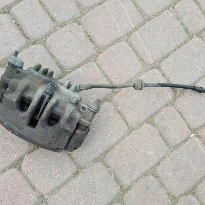 Zacisk przód przedni lewy Movano B Master III