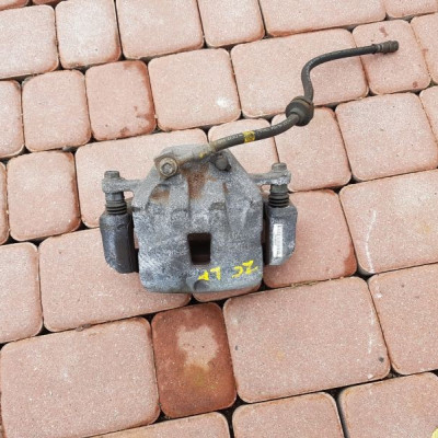 Zacisk przód przedni lewy Opel Zafira C 22958765