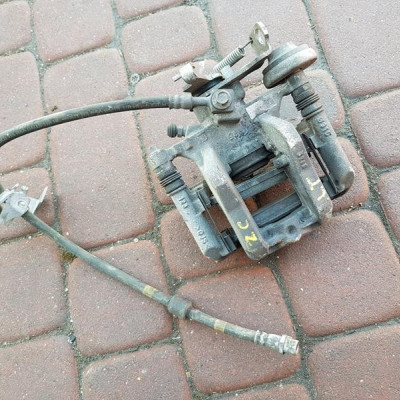 Zacisk tył tylny lewy Opel Zafira C 13467371