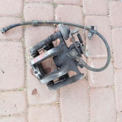 Zacisk tył tylny prawy jażmo Opel Zafira C Astra J