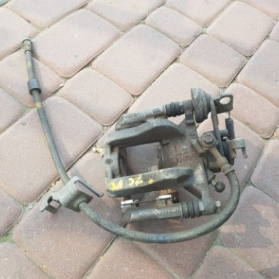 Zacisk tył tylny prawy jażmo Opel Zafira C TOURER