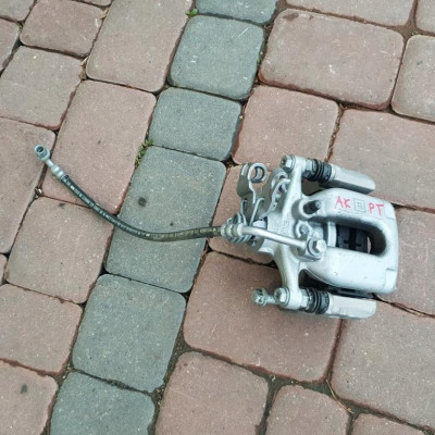 Zacisk tył tylny prawy Opel Astra K 5 V 39021738