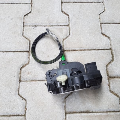 ZAMEK DRZWI LEWY TYŁ OPEL INSIGNIA 13503787 BU