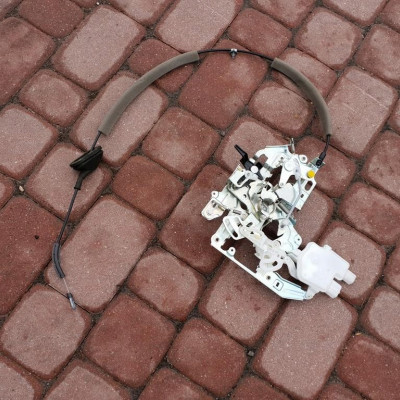 Zamek drzwi Movano B Master III 826703236R