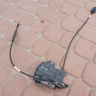 Zamek drzwi prawy Vivaro B Trafic III 805027088R