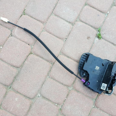 Zamek drzwi przod Opel Insignia B 17r 13597527 AM1