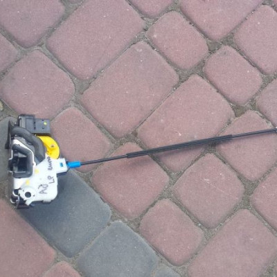 Zamek drzwi przód przedni Astra J IV Insignia euro