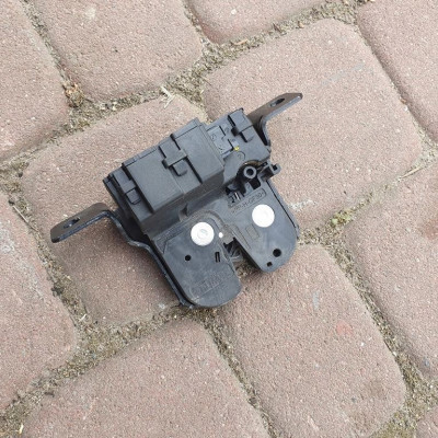 Zamek klapy tył F20 F21 BMW i3 7248075