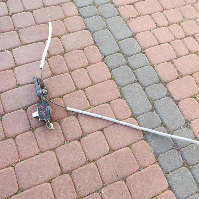 Zamek rączka linka tył prawa VIVARO TRAFIC