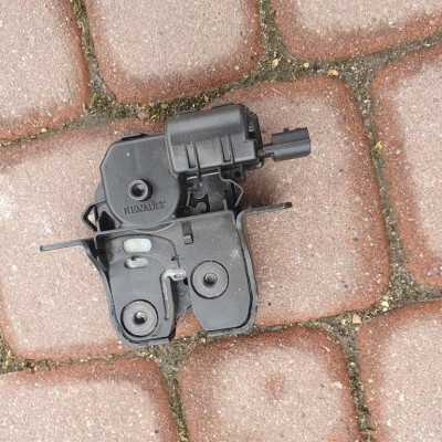 Zamek tył tylny klapy Renault Captur 846307169R