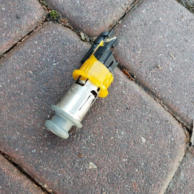 Zapalniczka gniazdo zapalniczki VIVARO TRAFIC