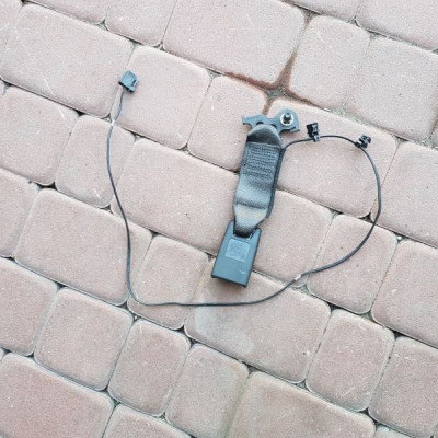 Zapinka pasa tył Opel Zafira C 13332237 13251490