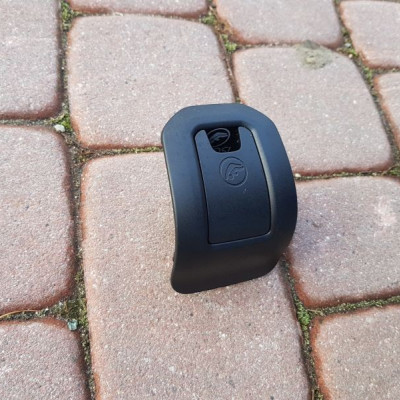 Zaślepka fotelika Audi Q3 8U0887233B