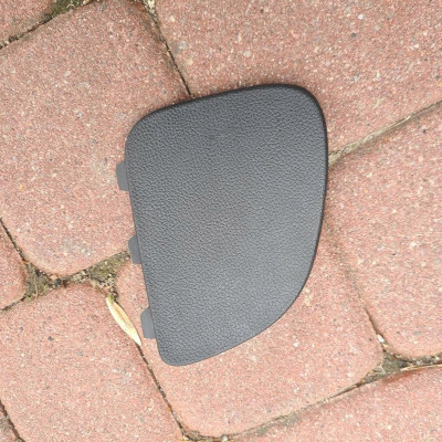 Zaślepka lewa klapy EU Opel Meriva B 13304617