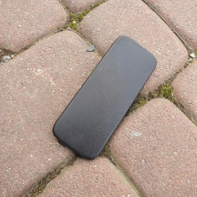 Zaślepla VINU stopnia VIVARO TRAFIC 8200041181