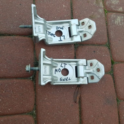 Zawias drzwi lewy tył Movano Master 844000013R