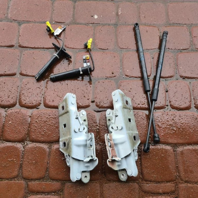 Zawias maski pirotechniczny ORYG Opel Insignia B