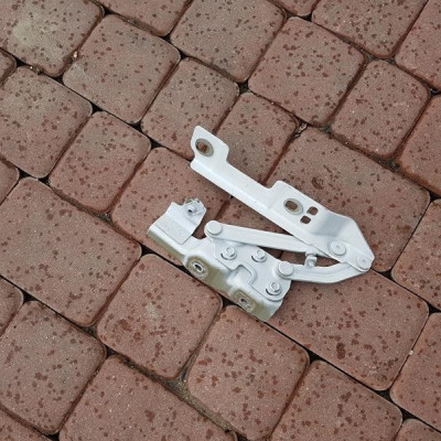 Zawias maski prawy biały Opel Astra J IV 20879203