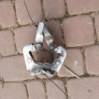 Zawias zawiasy drzwi prawy przód VIVARO TRAFIC