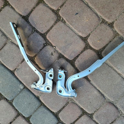 Zawiasy maski Z176 Opel Astra K 39032150 39032149