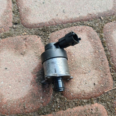 Zawór czujnik paliwa Opel Insignia 0928400651