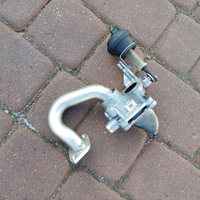 Zawór podciśnienia Mercedes W218 A6421401008