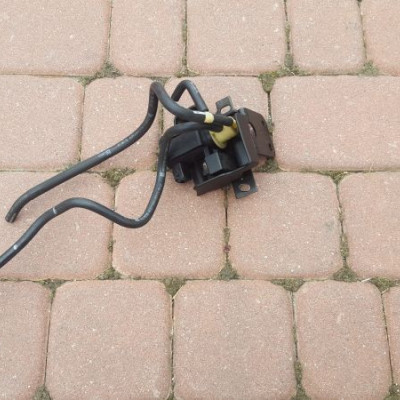 ZAWÓR PODCISNIENIA TURBINY OPEL ASTRA J 55573362