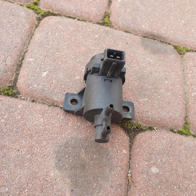 Zawór podcisnienia VIVARO TRAFIC 7700113071