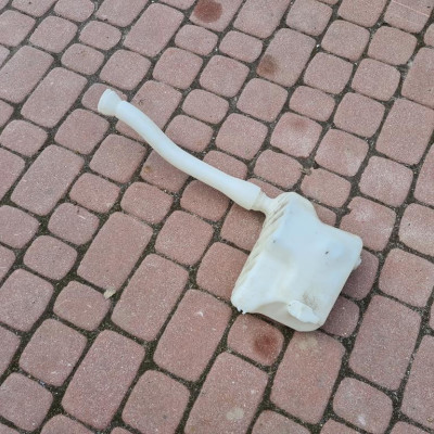 Zbiorniczek spryskiwaczy Movano B Master III