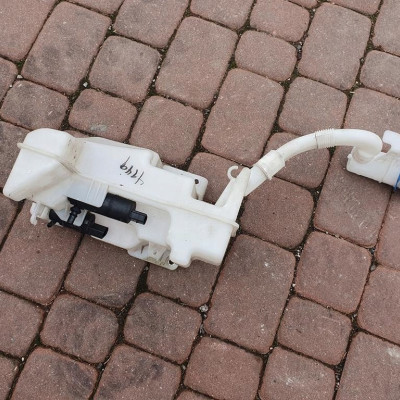 Zbiorniczek spryskiwaczy VW Jetta 5C6 5C6955453