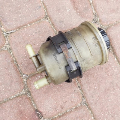 Zbiorniczek wspomagania VIVARO TRAFIC 7700782884