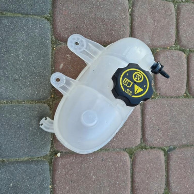 Zbiorniczek wyrównawczy Opel Insignia B 23246558