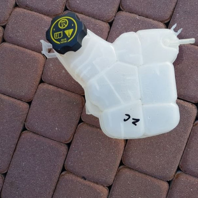 ZBIORNICZEK WYRÓWNAWCZY OPEL ZAFIRA C 13283712