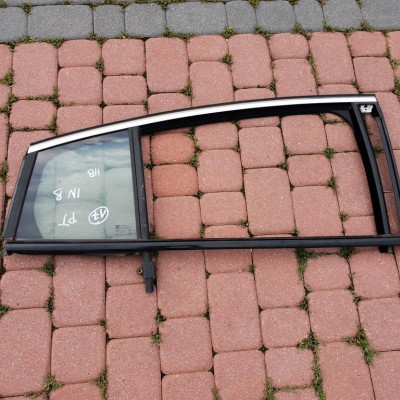 Zgarniacz uszczelka szyba tył Opel Insignia B 17r