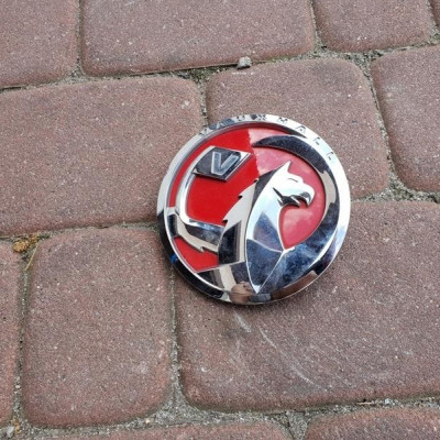 Znaczek emblemat klapy tył Opel Astra J IV GTC