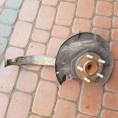 Zwrotnica lewa przód Honda Accord VIII 2.0B