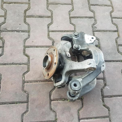 Zwrotnica piasta lewa Opel Insignia OPC VXR 2.8T