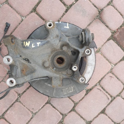 Zwrotnica piasta tył tylnia Opel Insignia HB