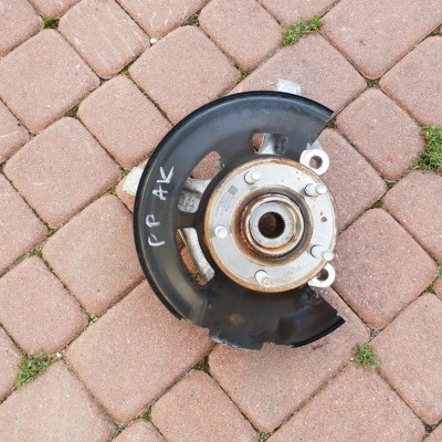 Zwrotnica przód 1.4T Opel Astra K 5 V 39030300