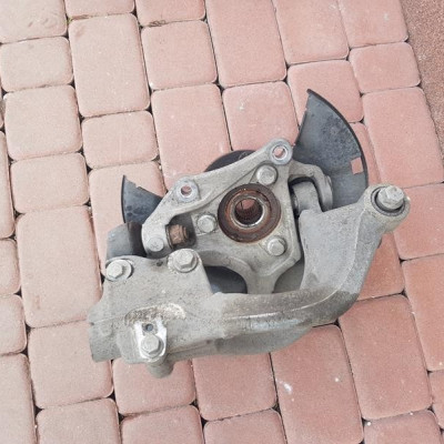 Zwrotnica przód przednia lewa Opel Astra J IV GTC