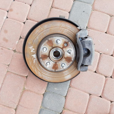 Zwrotnica przód przednia Opel Insignia LIFT Prawa